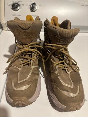 Hoka One One Anacapa Mid GTX hiking boots